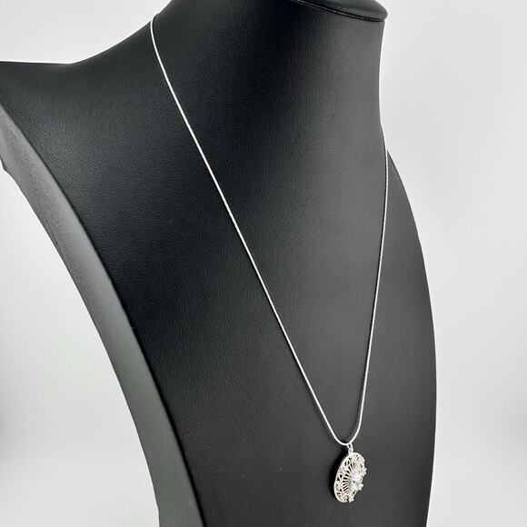 925 Sterling Silver Cubic Zirconia Art Deco Style Ornate Pendant 18" Necklace - Picture 6 of 10